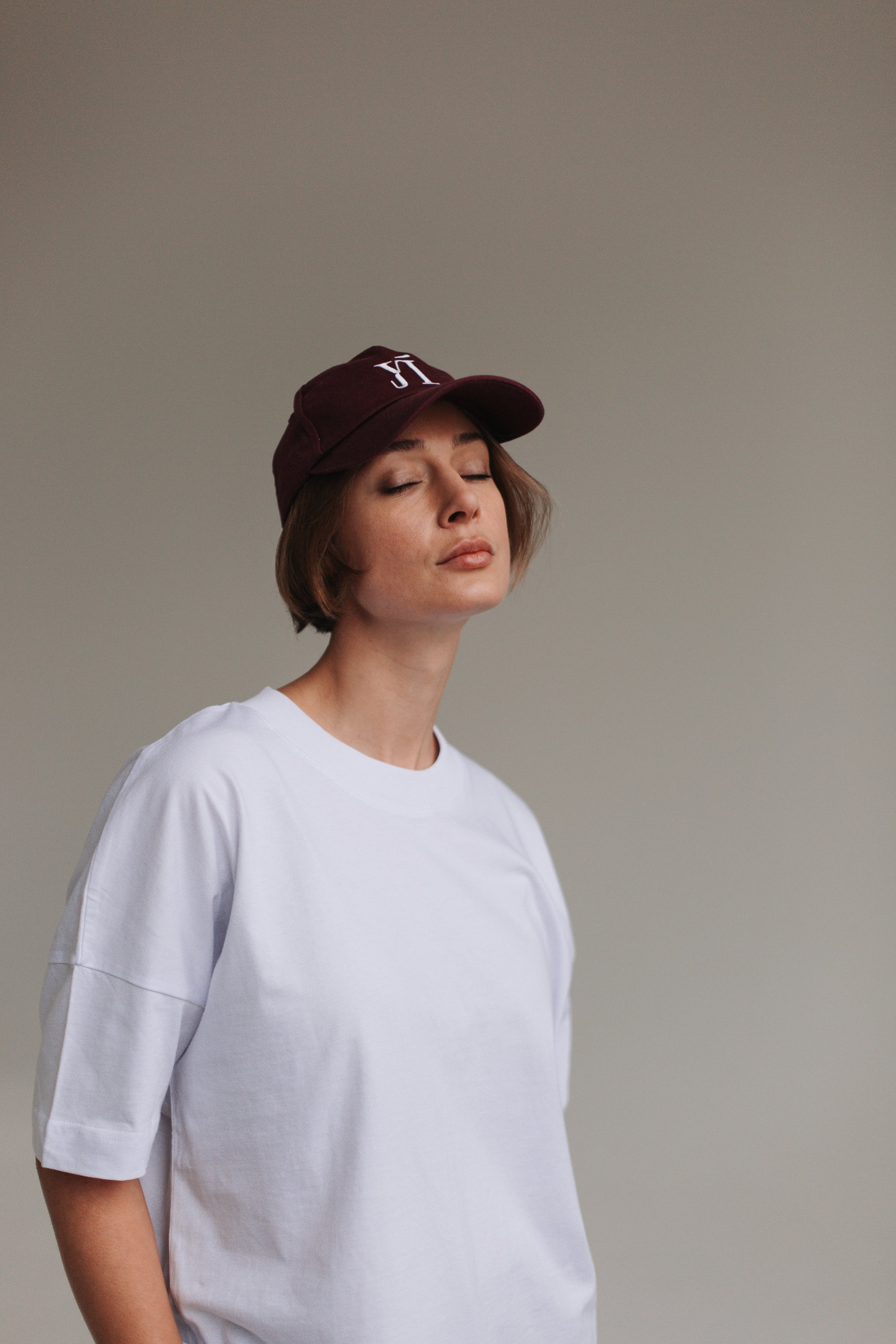YÍ CAP